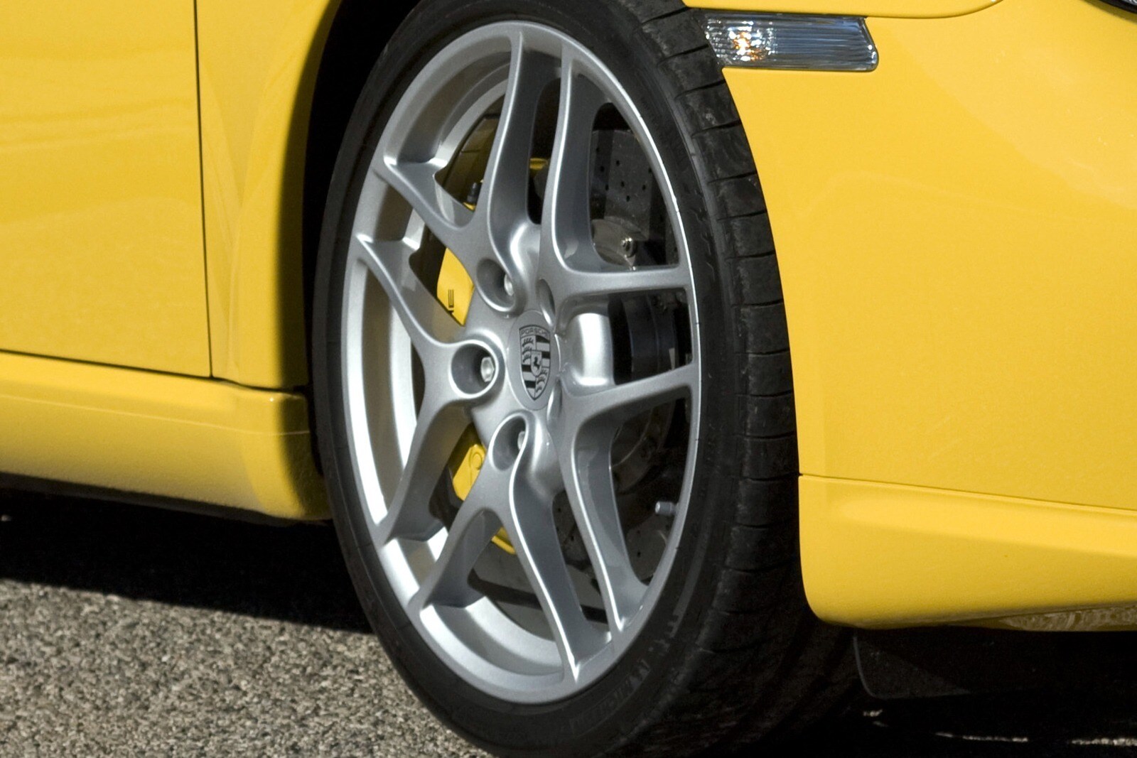 2010 Porsche Cayman — OEM photo 5