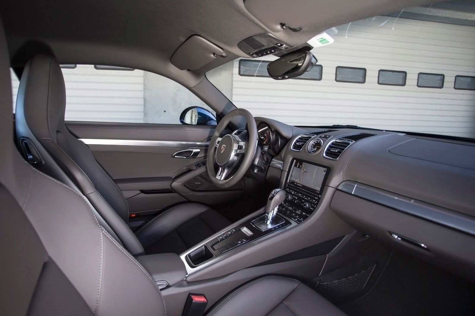 2016 Porsche Cayman interior I