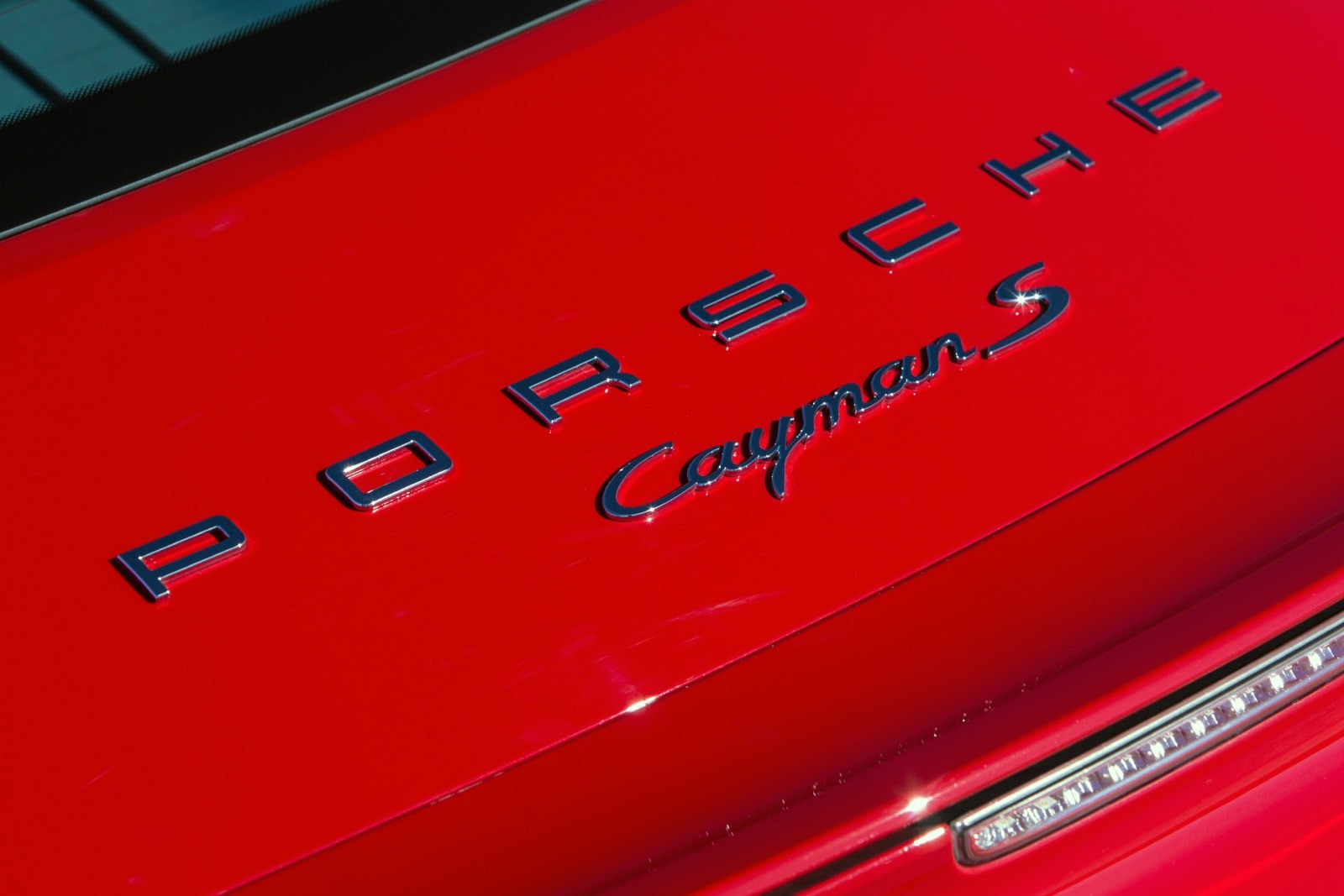 2016 Porsche Cayman exterior RBDG