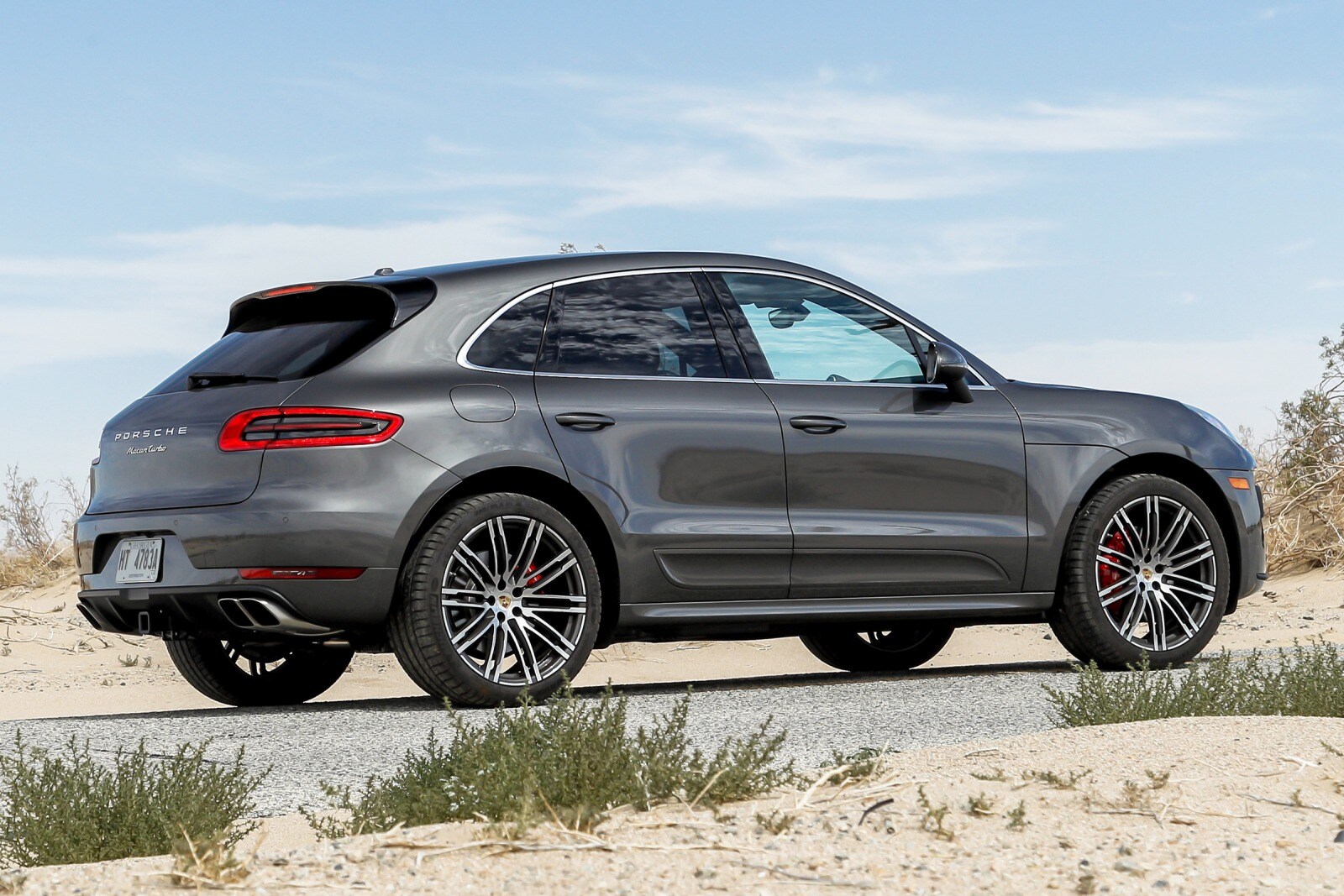 2017 Porsche Macan exterior F