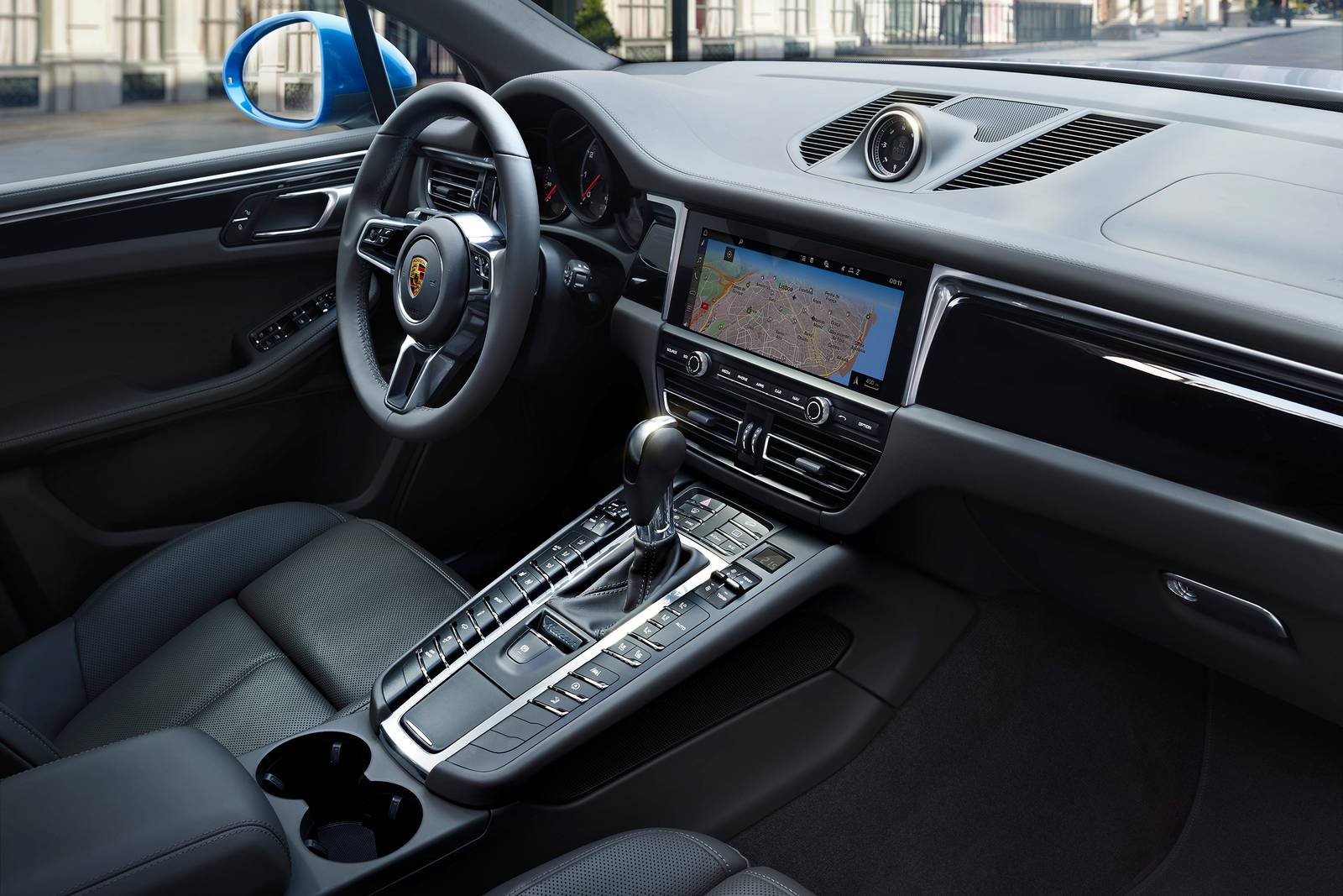 2019 Porsche Macan front safety D