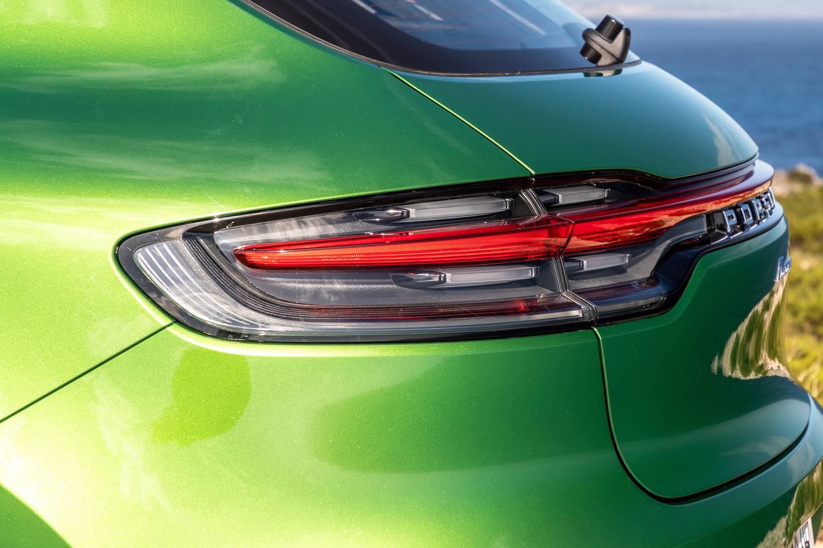2020 Porsche Macan exterior EDETAIL