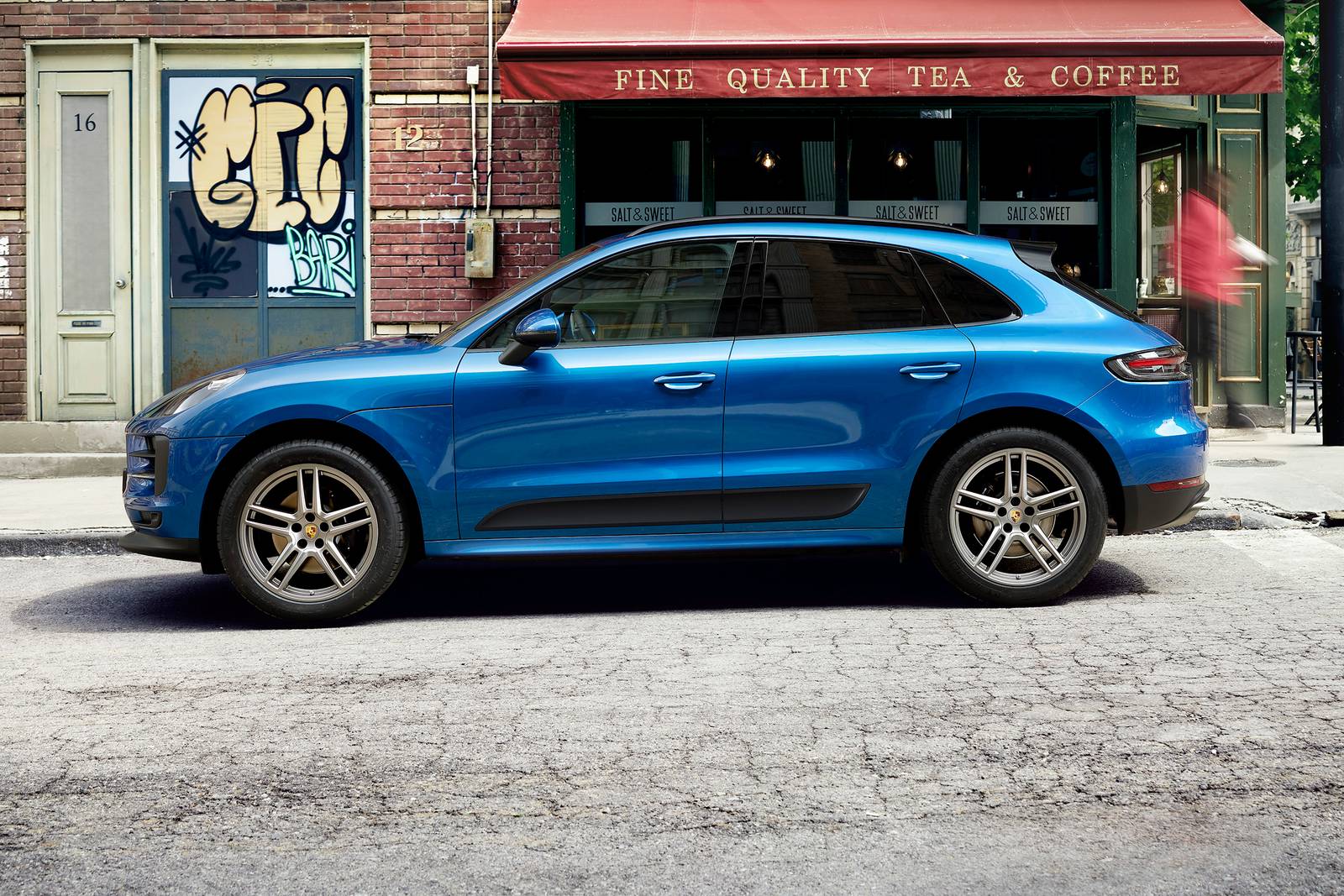2020 Porsche Macan exterior S