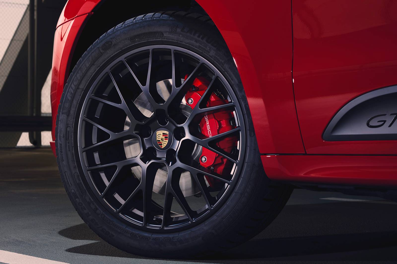 2020 Porsche Macan exterior W