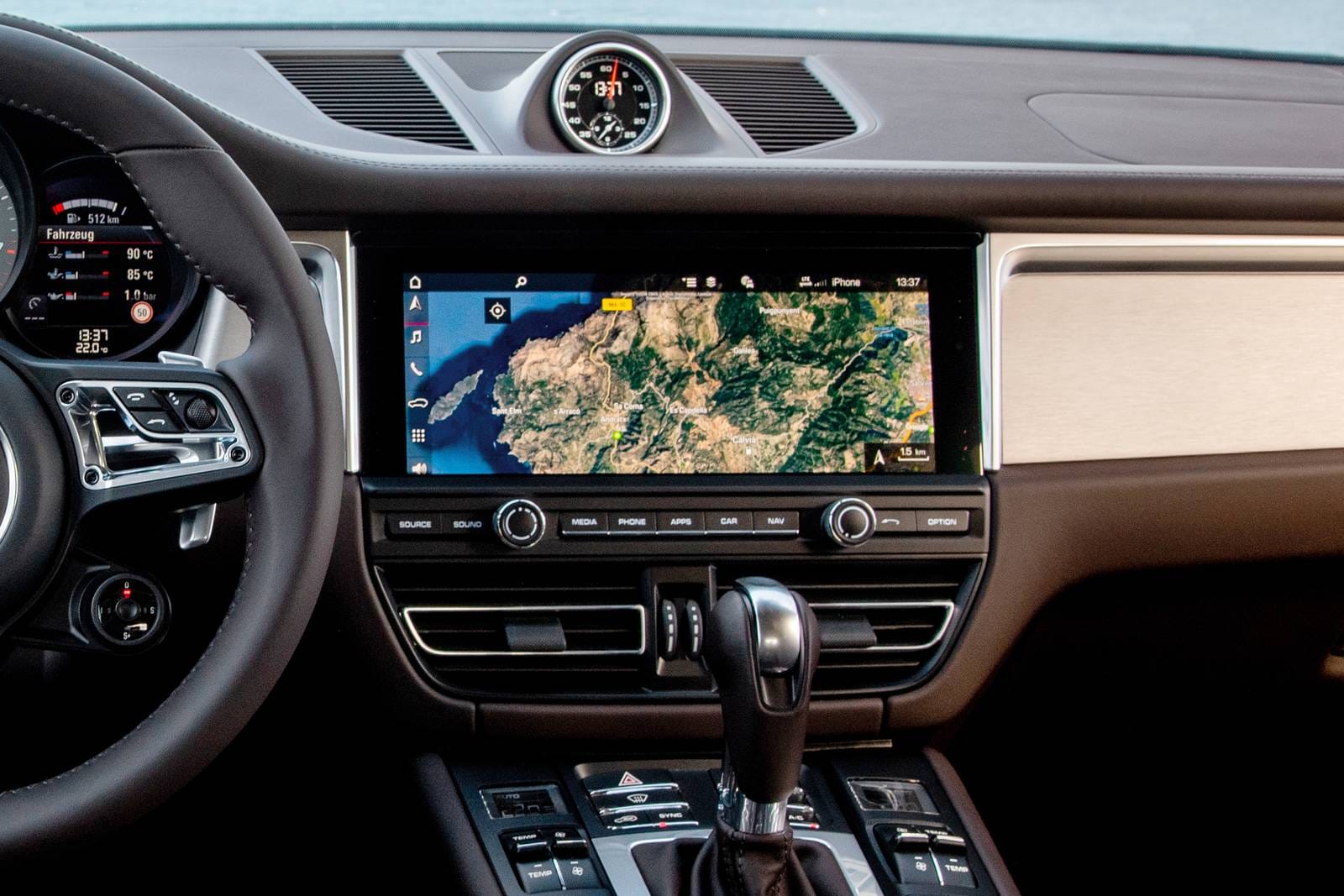 2020 Porsche Macan front safety CC