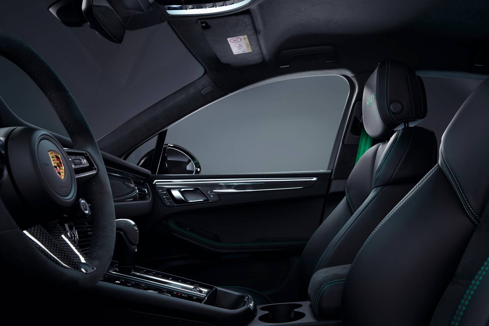 2022 Porsche Macan interior I