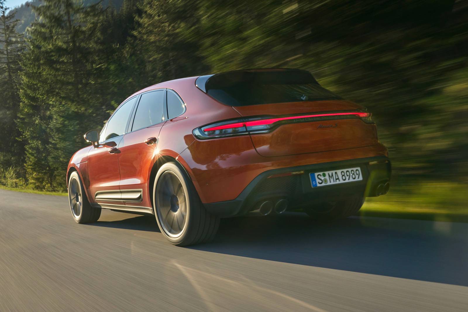2022 Porsche Macan exterior F