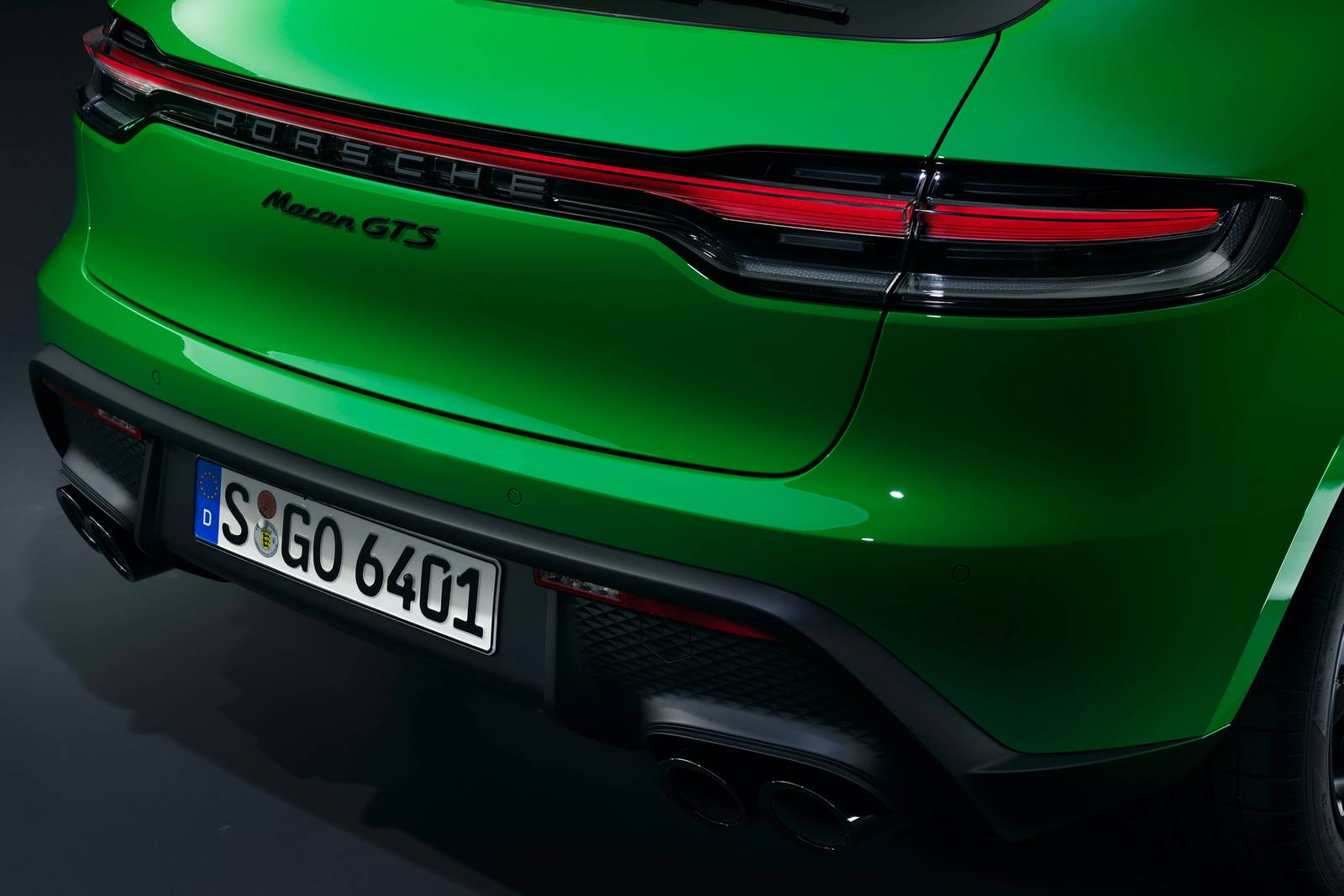 2023 Porsche Macan — OEM photo 5