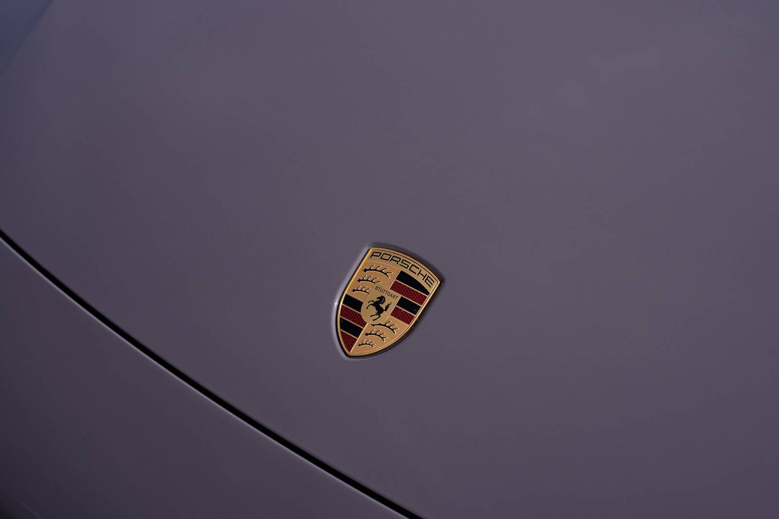 2025 Porsche Macan exterior FBDG