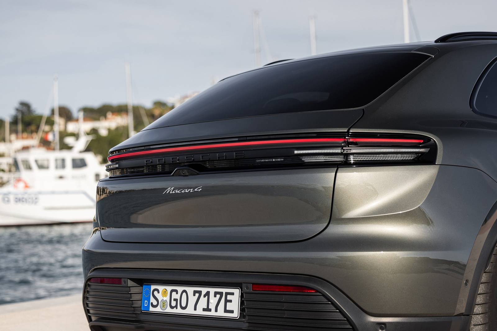 2025 Porsche Macan exterior RBDG