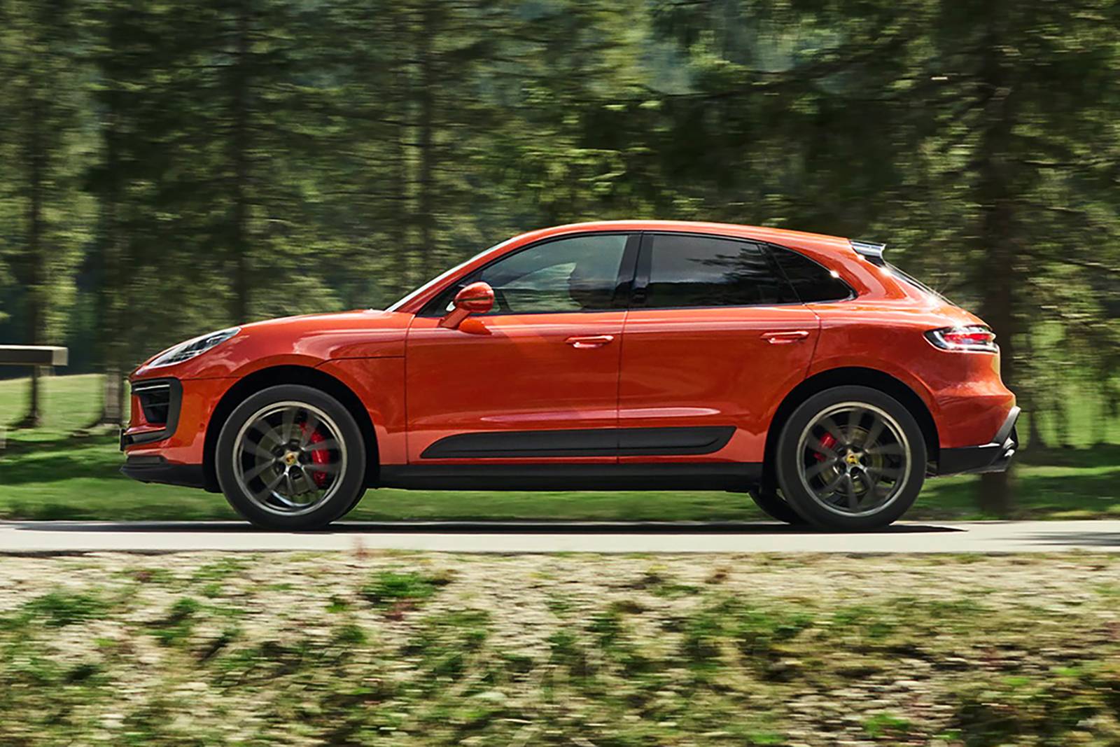 2025 Porsche Macan performance