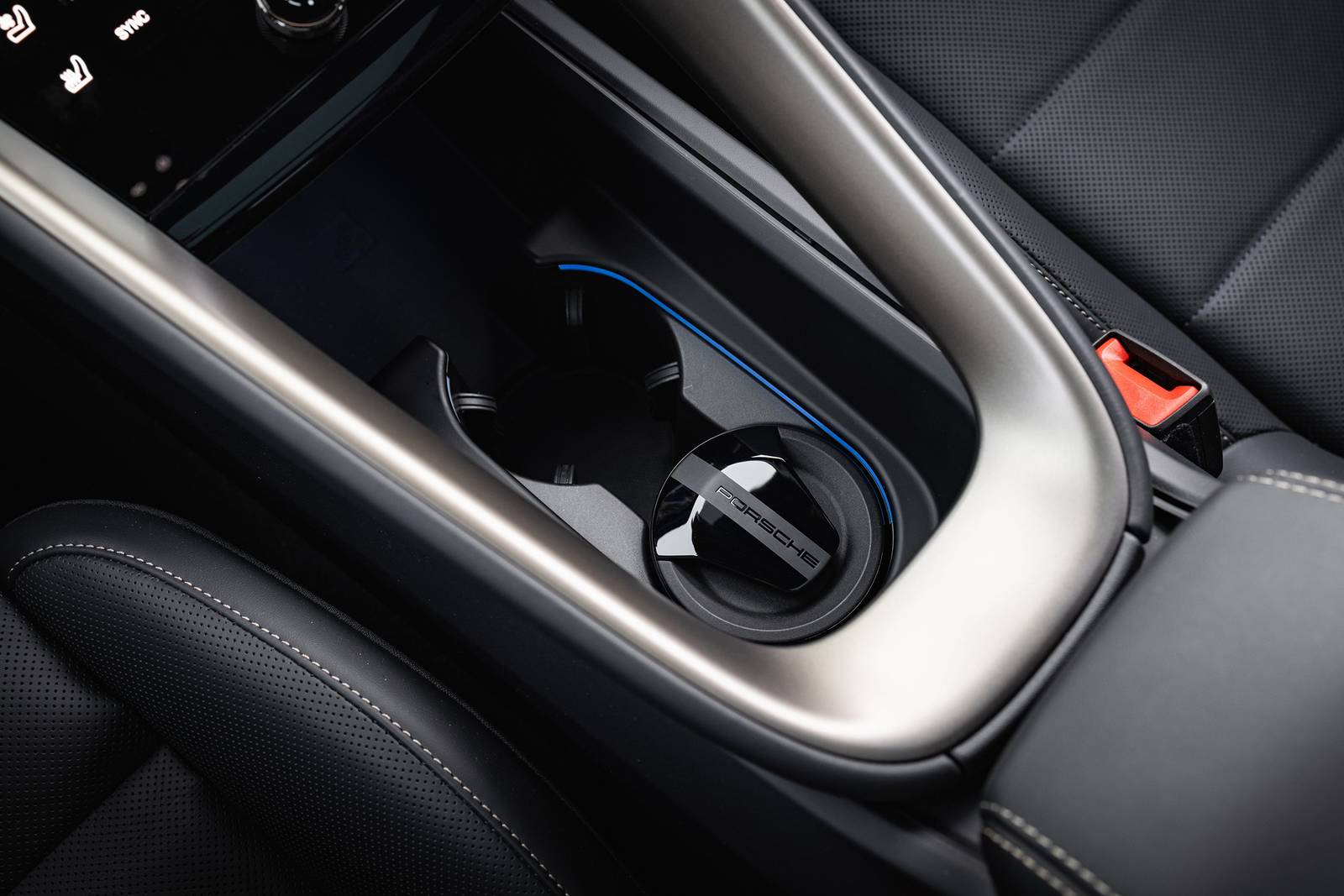 2025 Porsche Macan front safety CUP