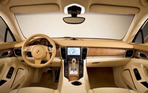 2012 Porsche Panamera interior D