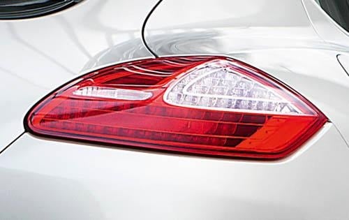 2012 Porsche Panamera interior DETAIL