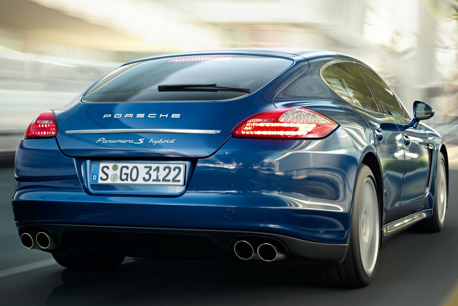 2013 Porsche Panamera exterior FQ
