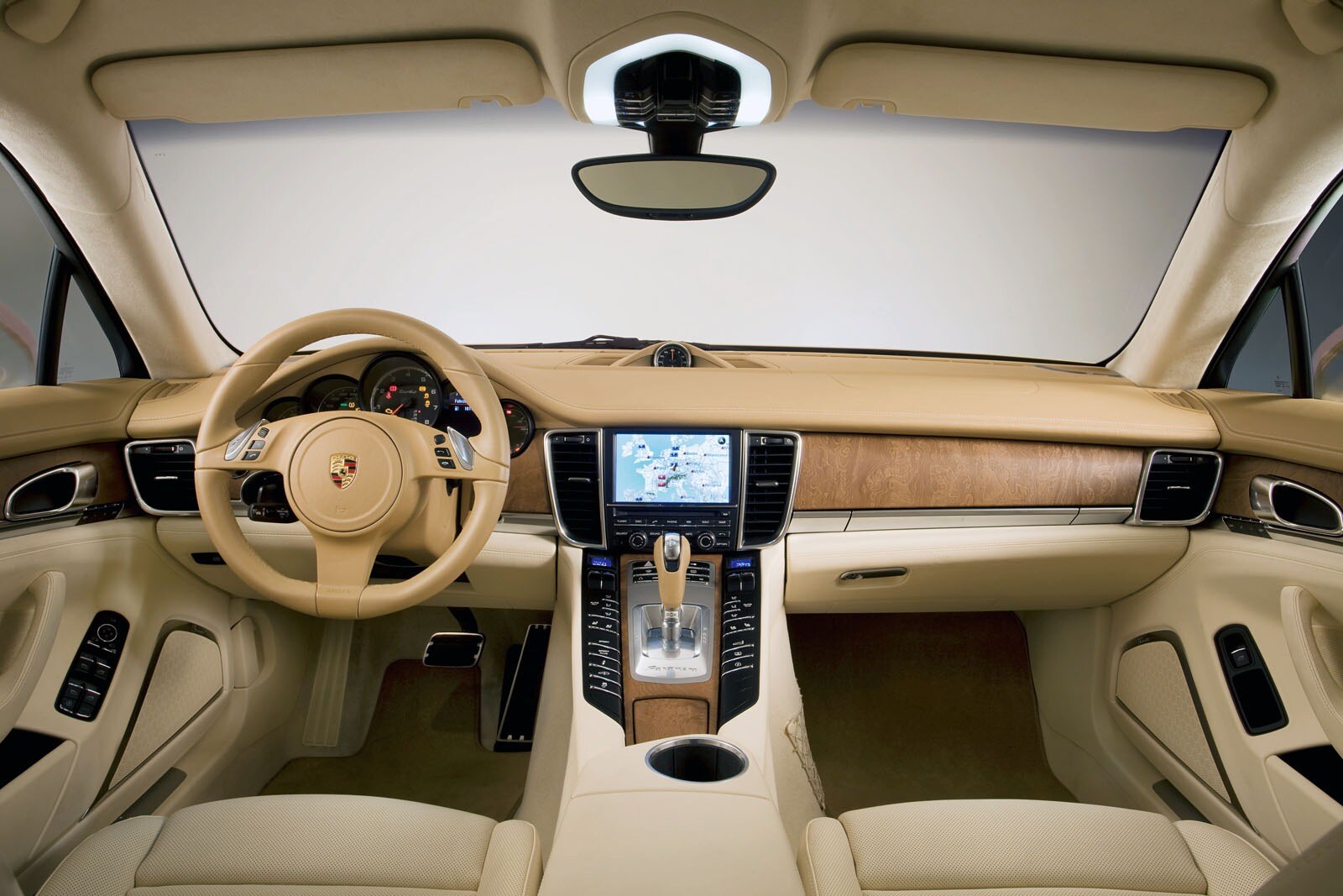 2013 Porsche Panamera front safety D