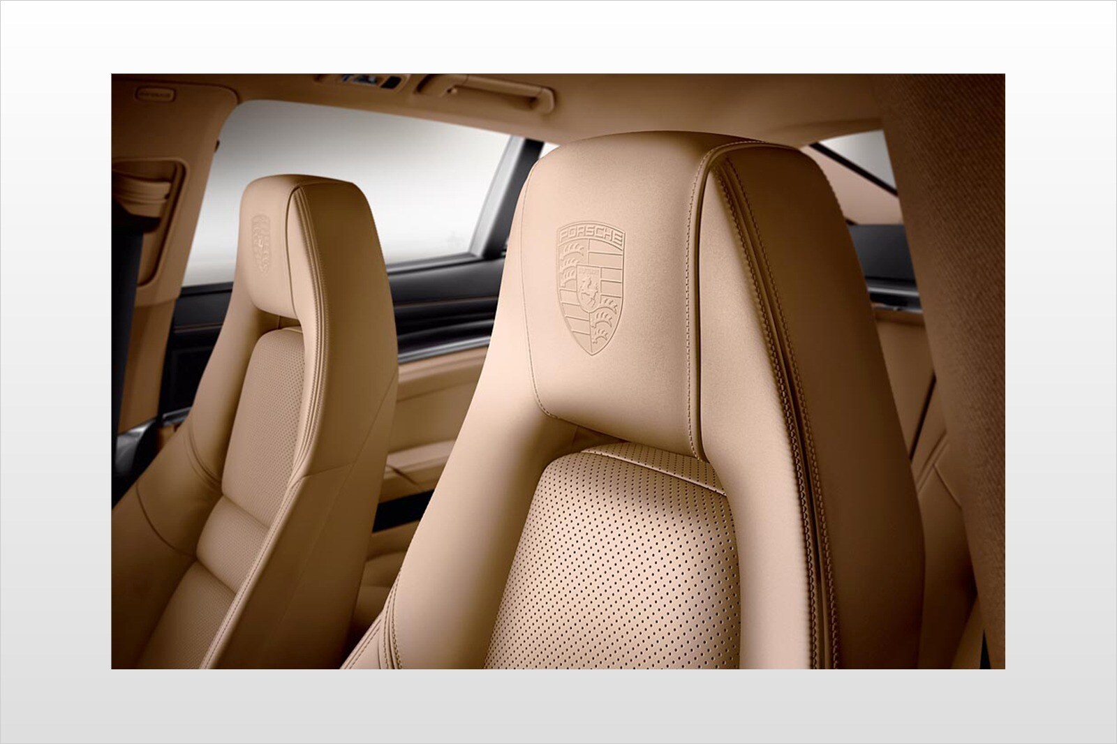 2016 Porsche Panamera front safety DETAIL