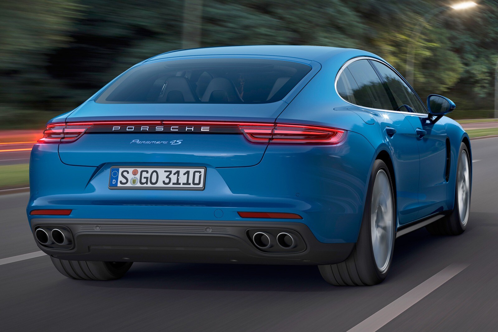 2017 Porsche Panamera — OEM photo 4