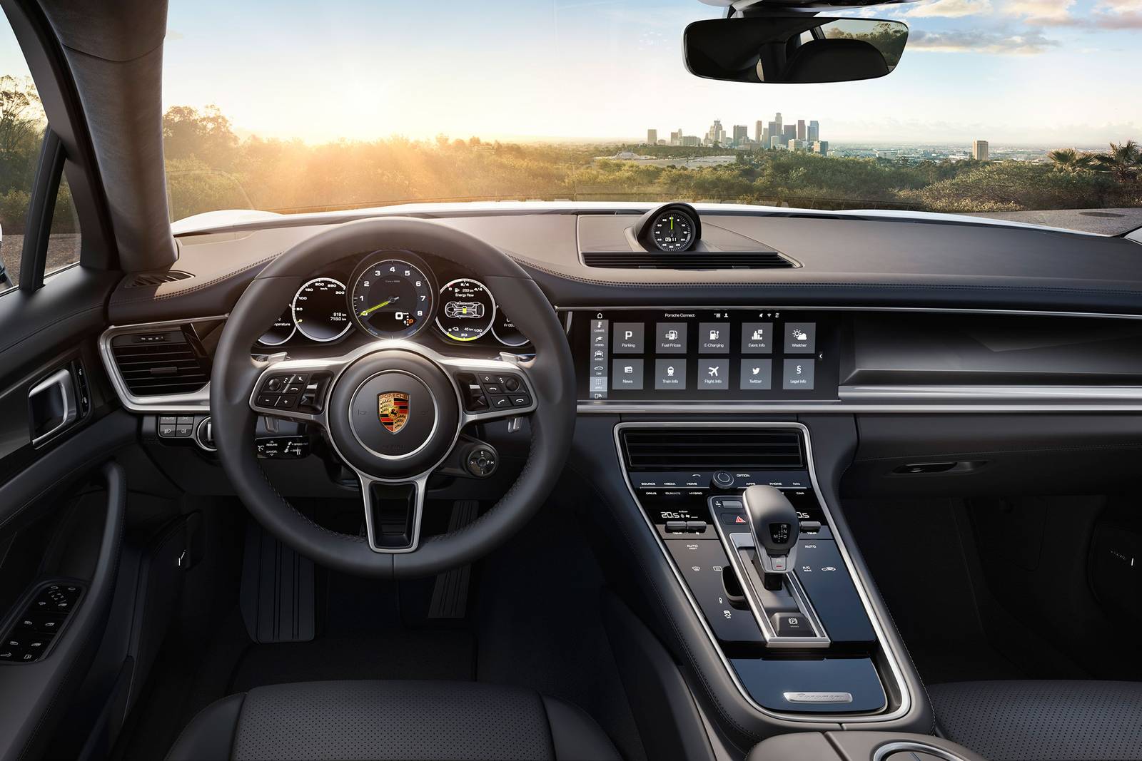 2019 Porsche Panamera interior D