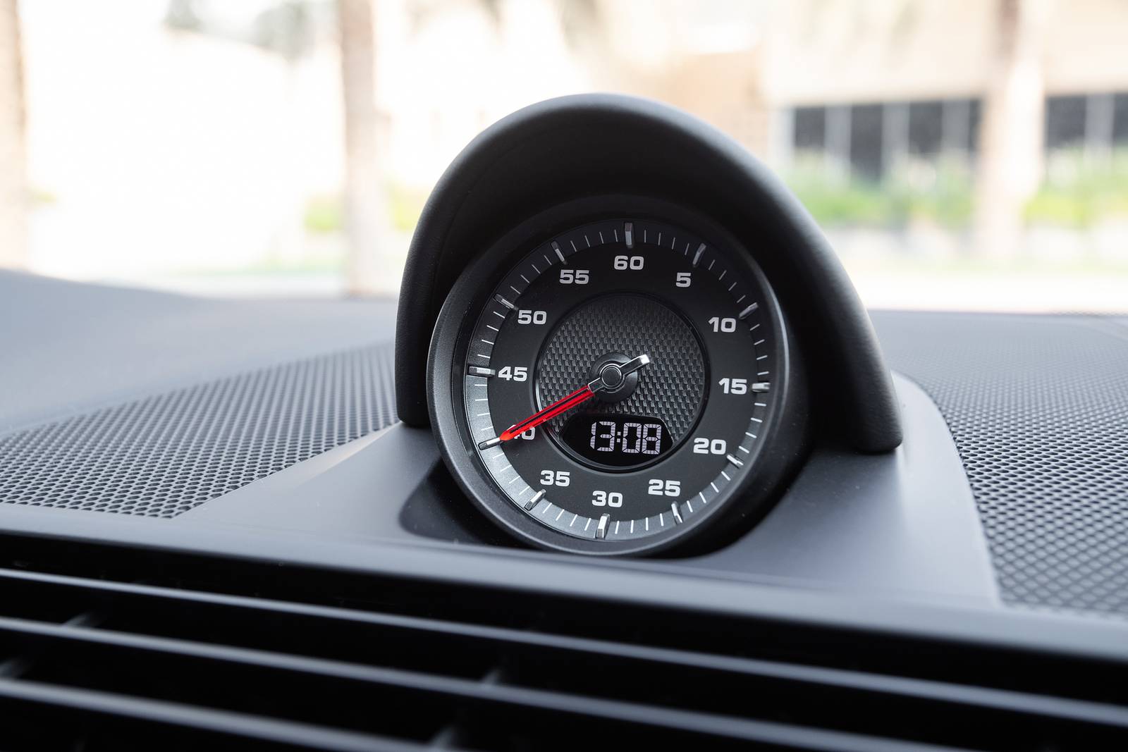 2019 Porsche Panamera interior DETAIL