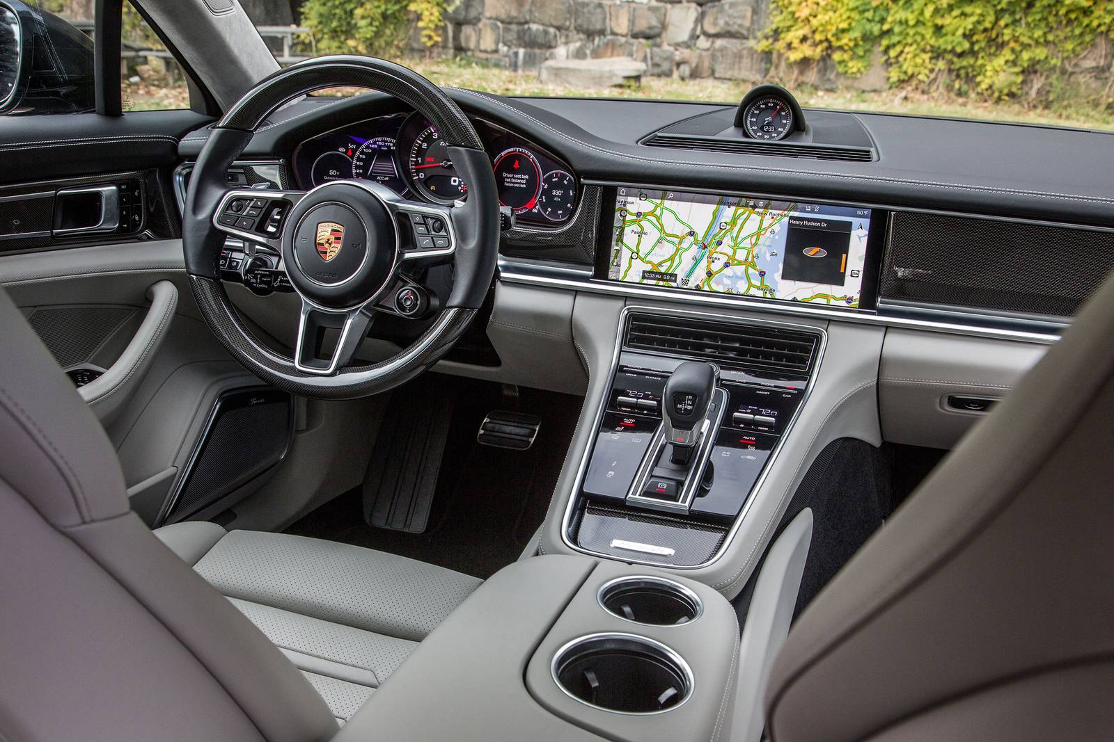 2019 Porsche Panamera interior I