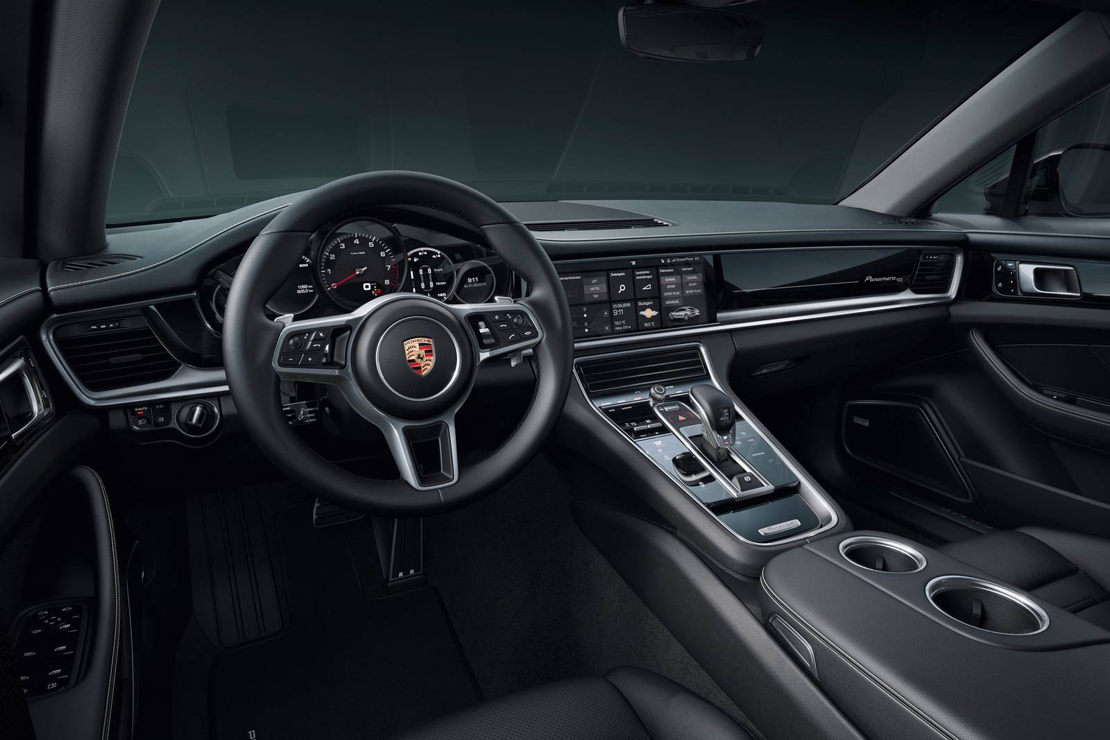 2020 Porsche Panamera interior D