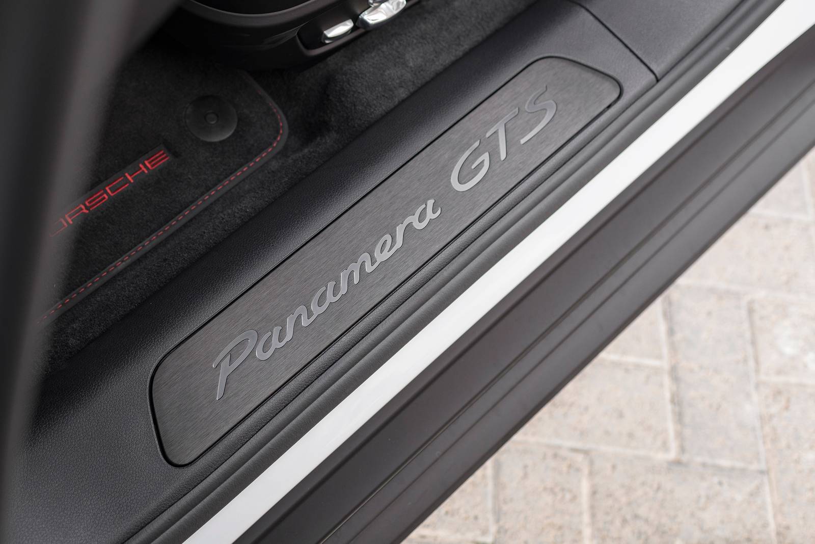 2020 Porsche Panamera interior DETAIL