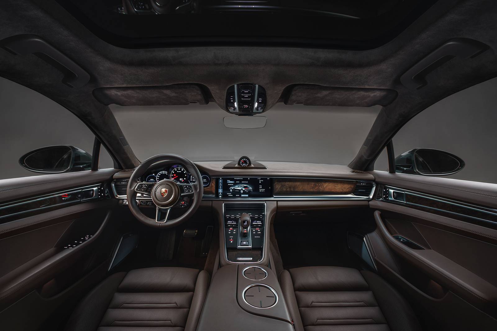 2020 Porsche Panamera interior D