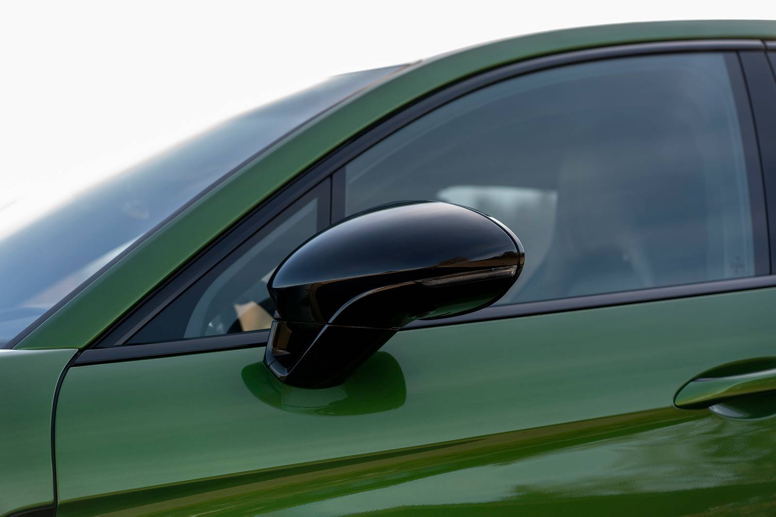 2021 Porsche Panamera exterior EDETAIL