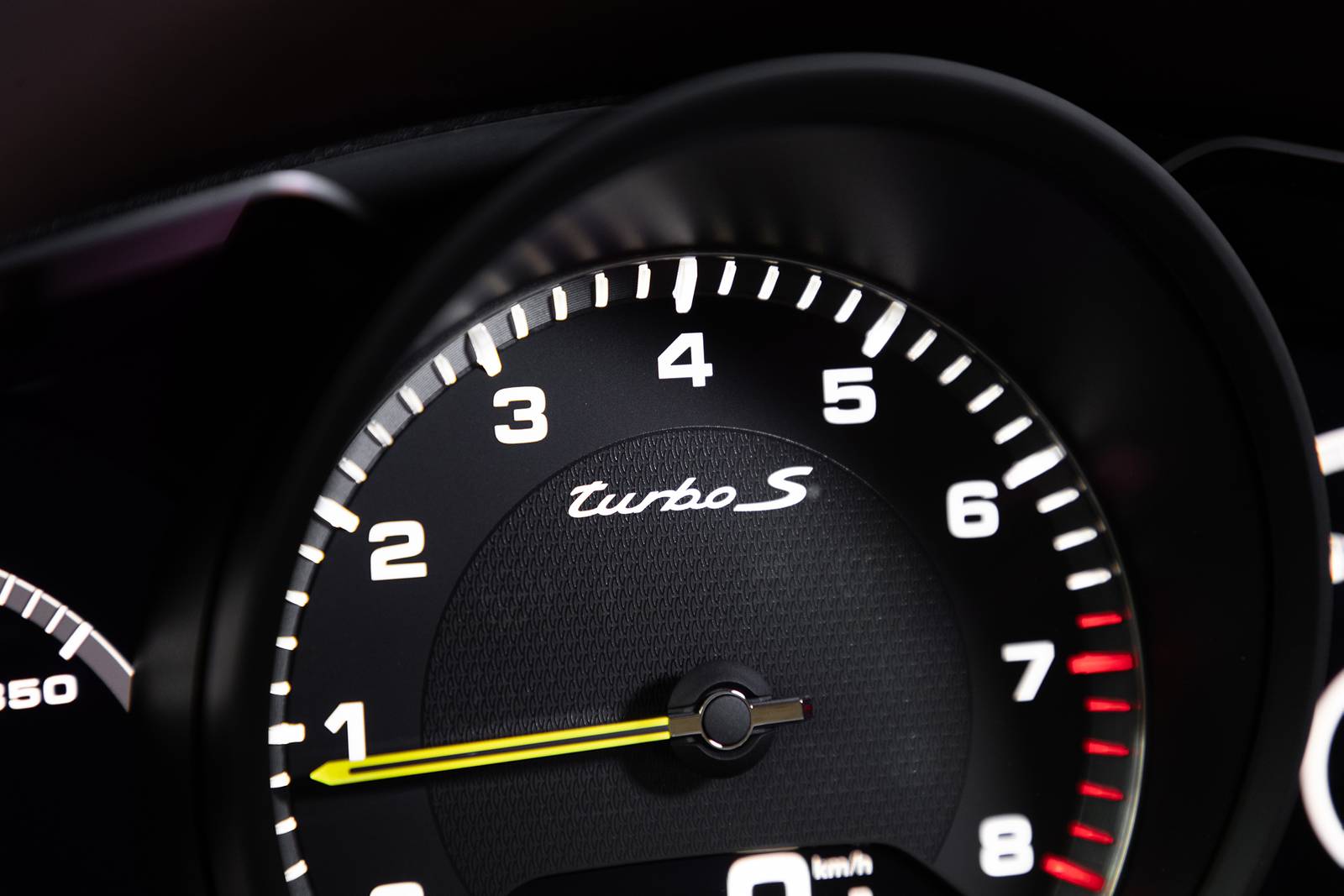 2021 Porsche Panamera interior G