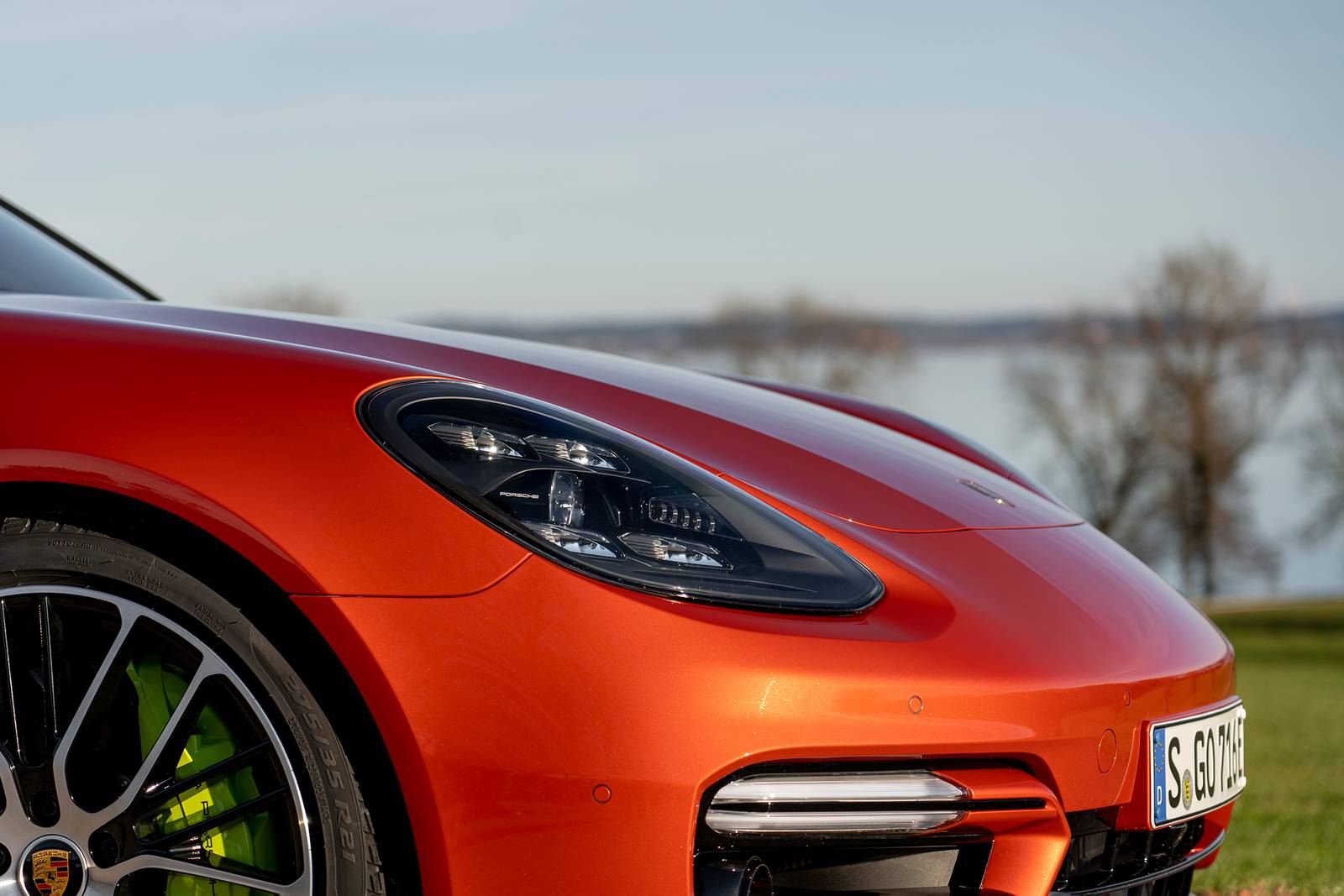 2022 Porsche Panamera exterior EDETAIL