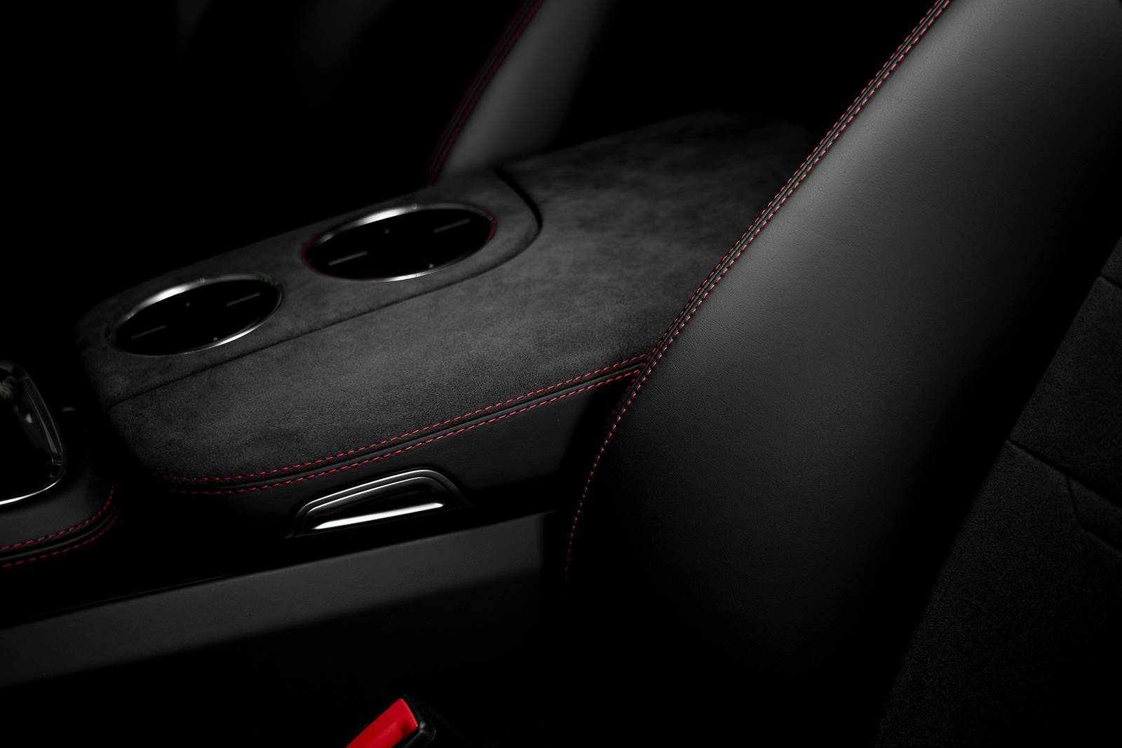 2022 Porsche Panamera interior DETAIL