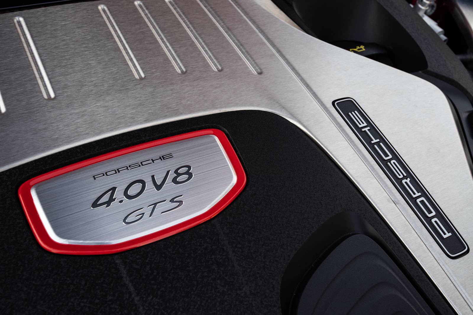 2022 Porsche Panamera exterior E