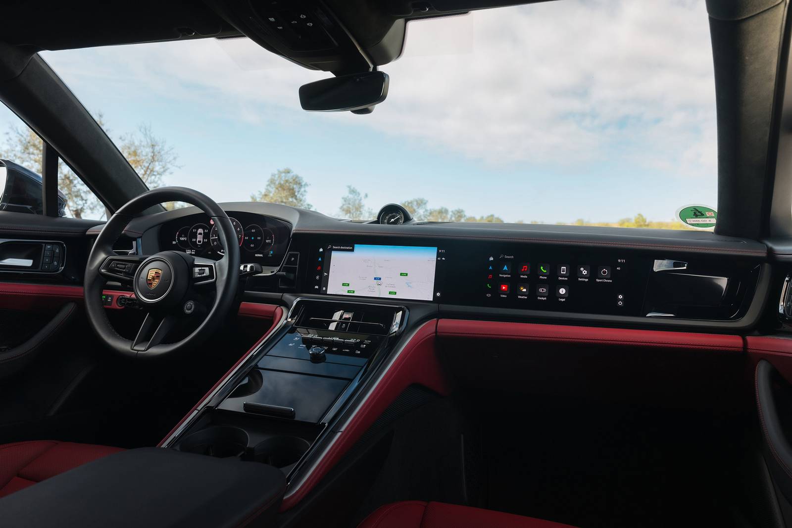 2025 Porsche Panamera interior D