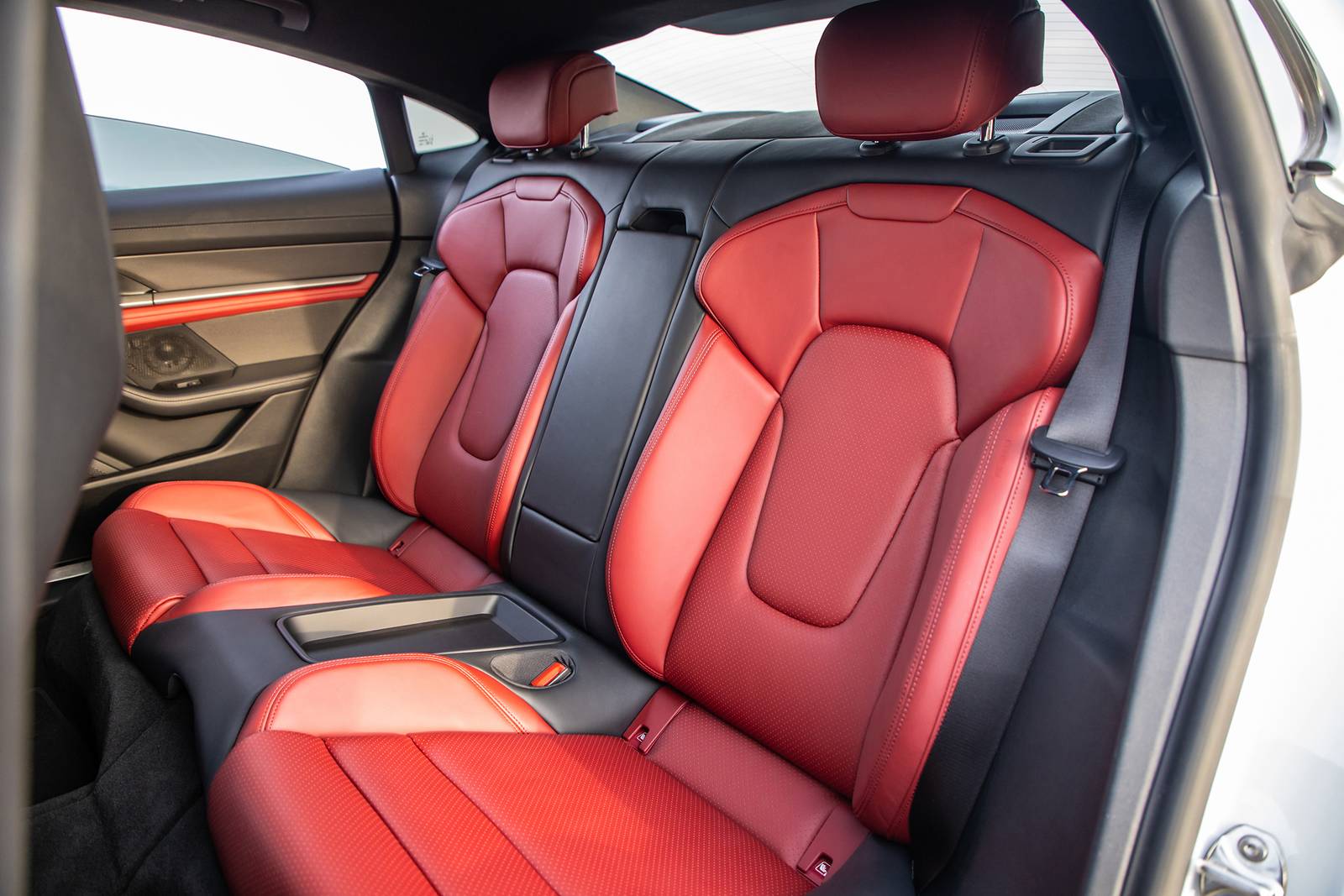 2020 Porsche Taycan interior RI