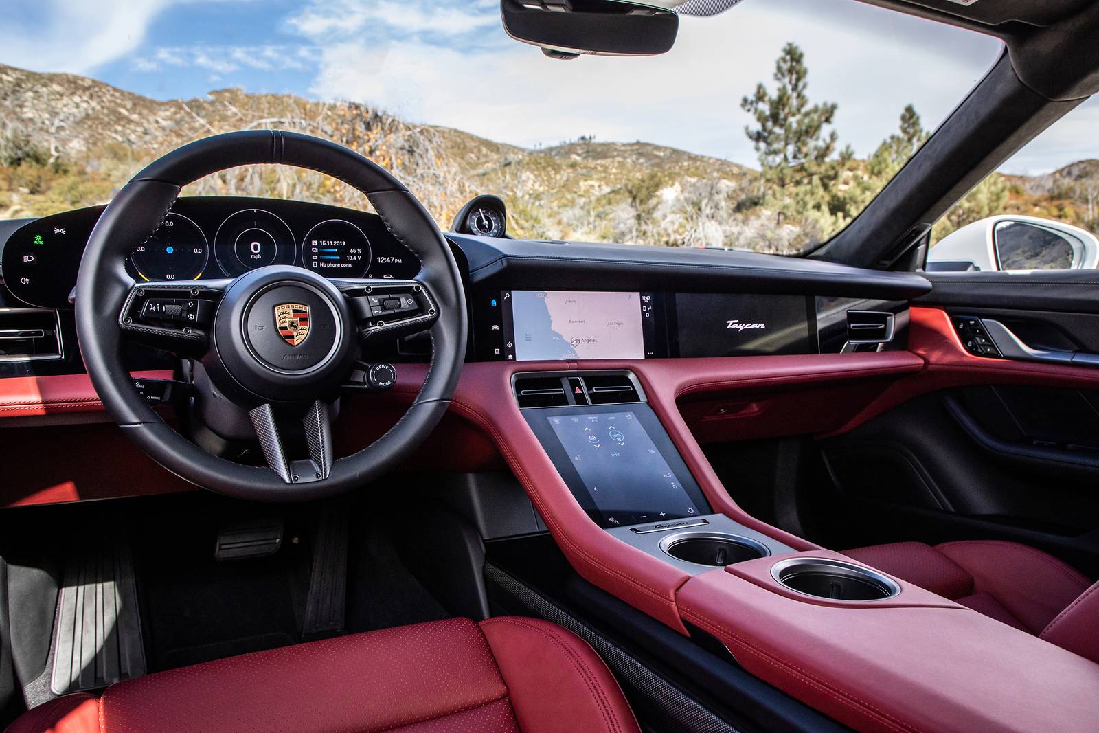 2020 Porsche Taycan interior SWD