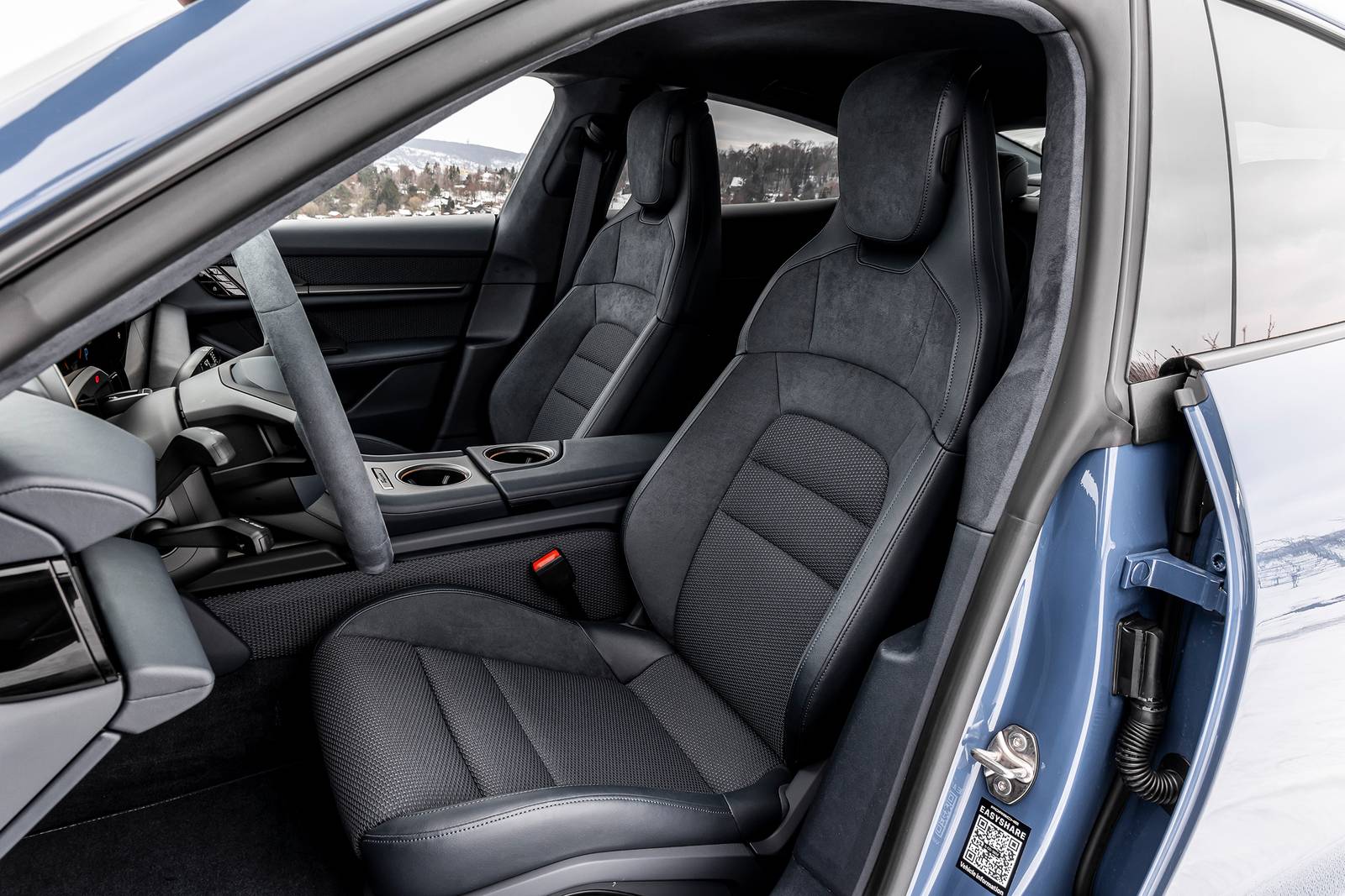 2021 Porsche Taycan interior I
