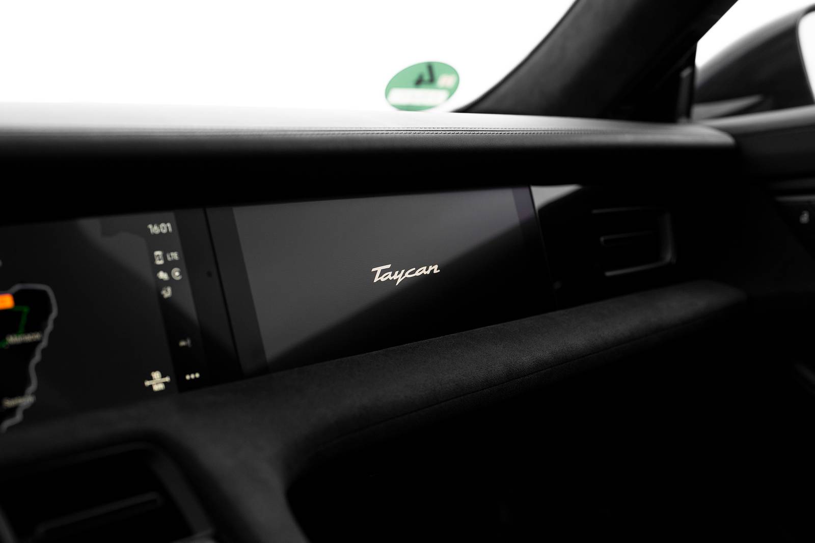 2023 Porsche Taycan interior CC