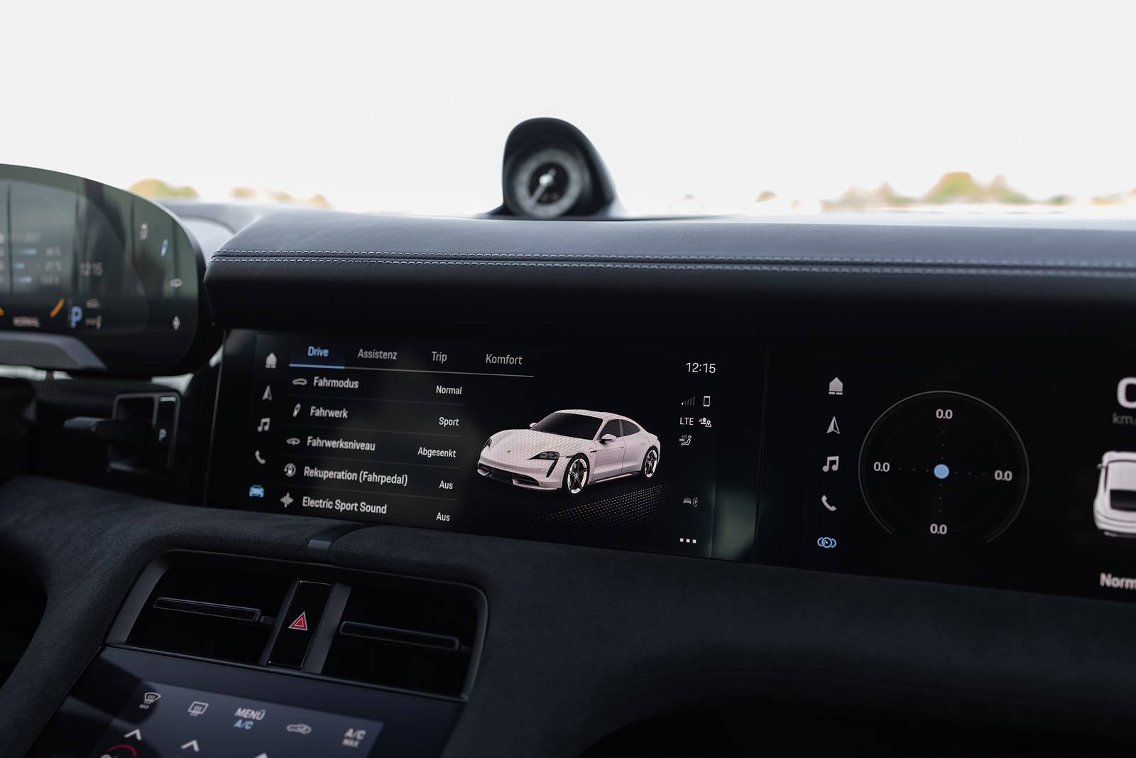 2023 Porsche Taycan interior CC