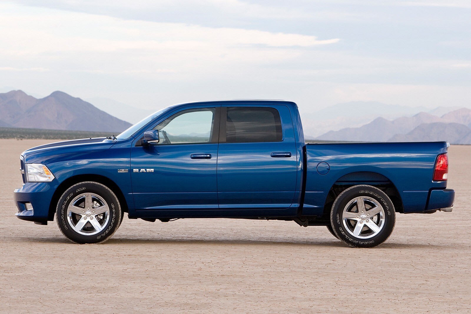 2012 Ram 1500 exterior FQ