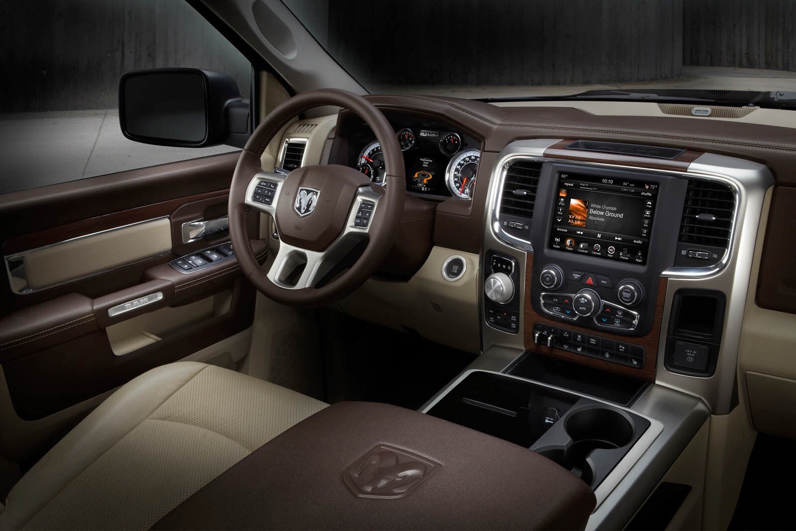 2015 Ram 1500 interior I
