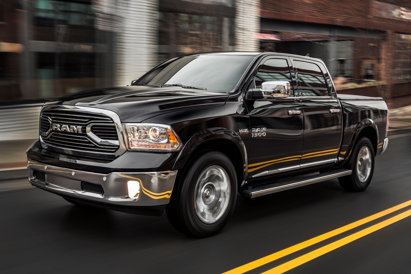 2015 Ram 1500 exterior FQ