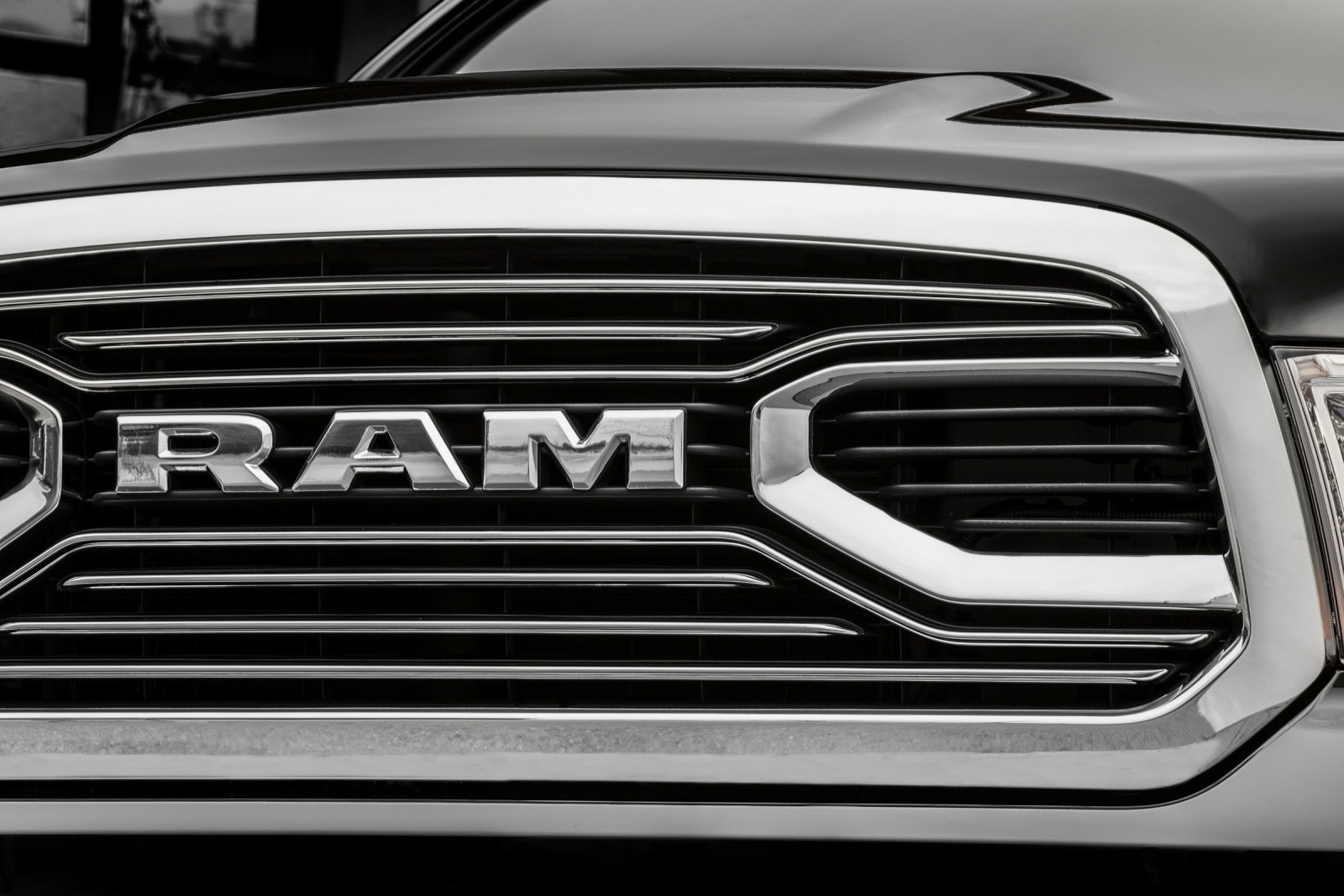 2015 Ram 1500 exterior FBDG