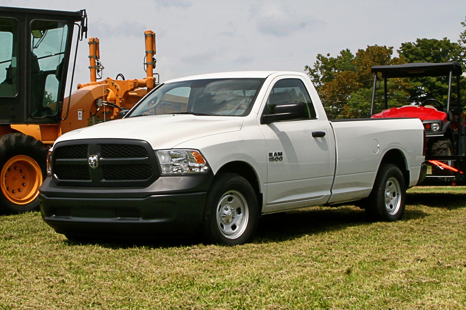 2015 Ram 1500 exterior FQ