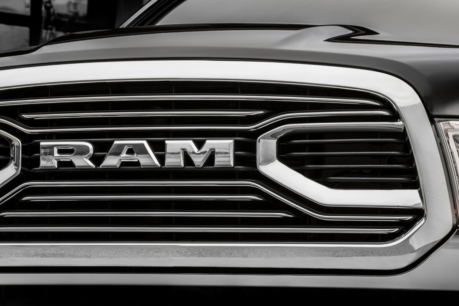 2017 Ram 1500 exterior FBDG