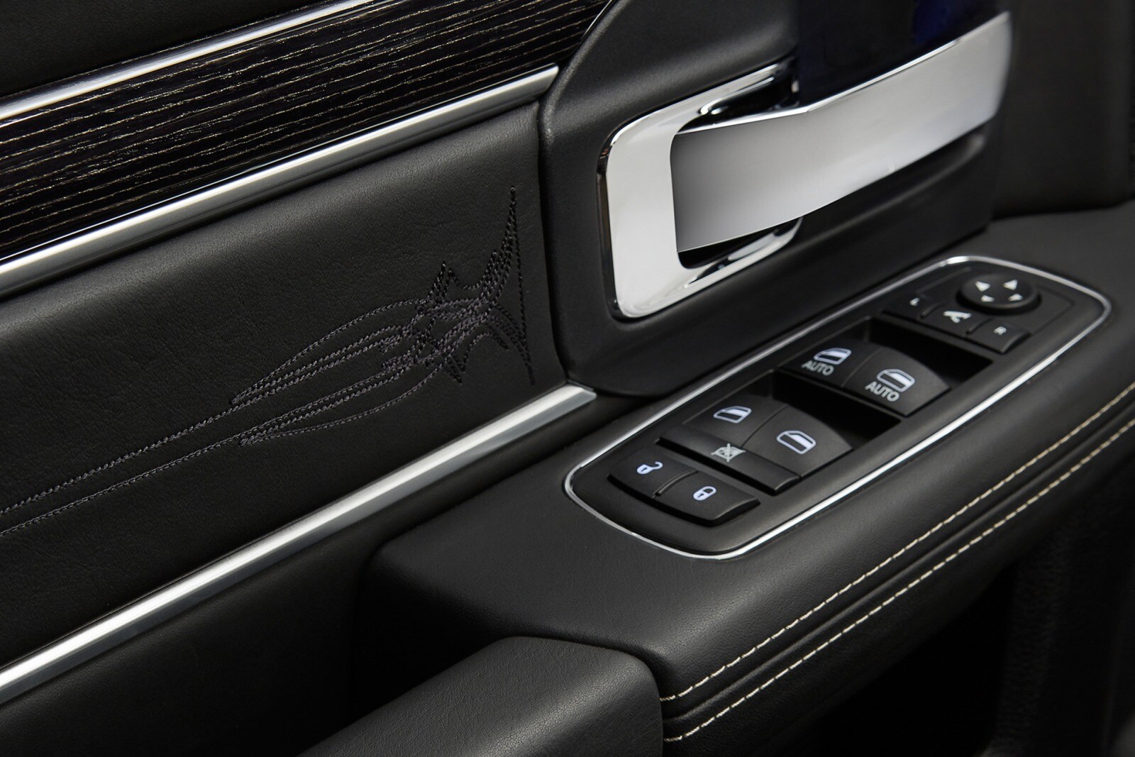 2018 Ram 1500 interior DETAIL