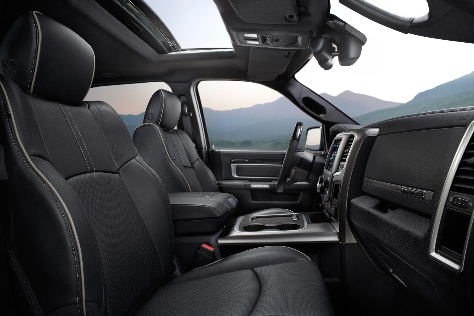 2018 Ram 1500 interior I