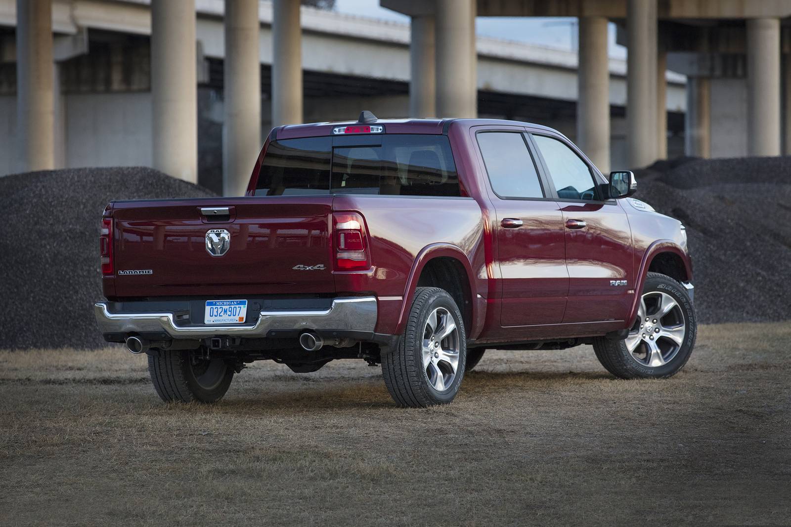 2019 Ram 1500 exterior FQ