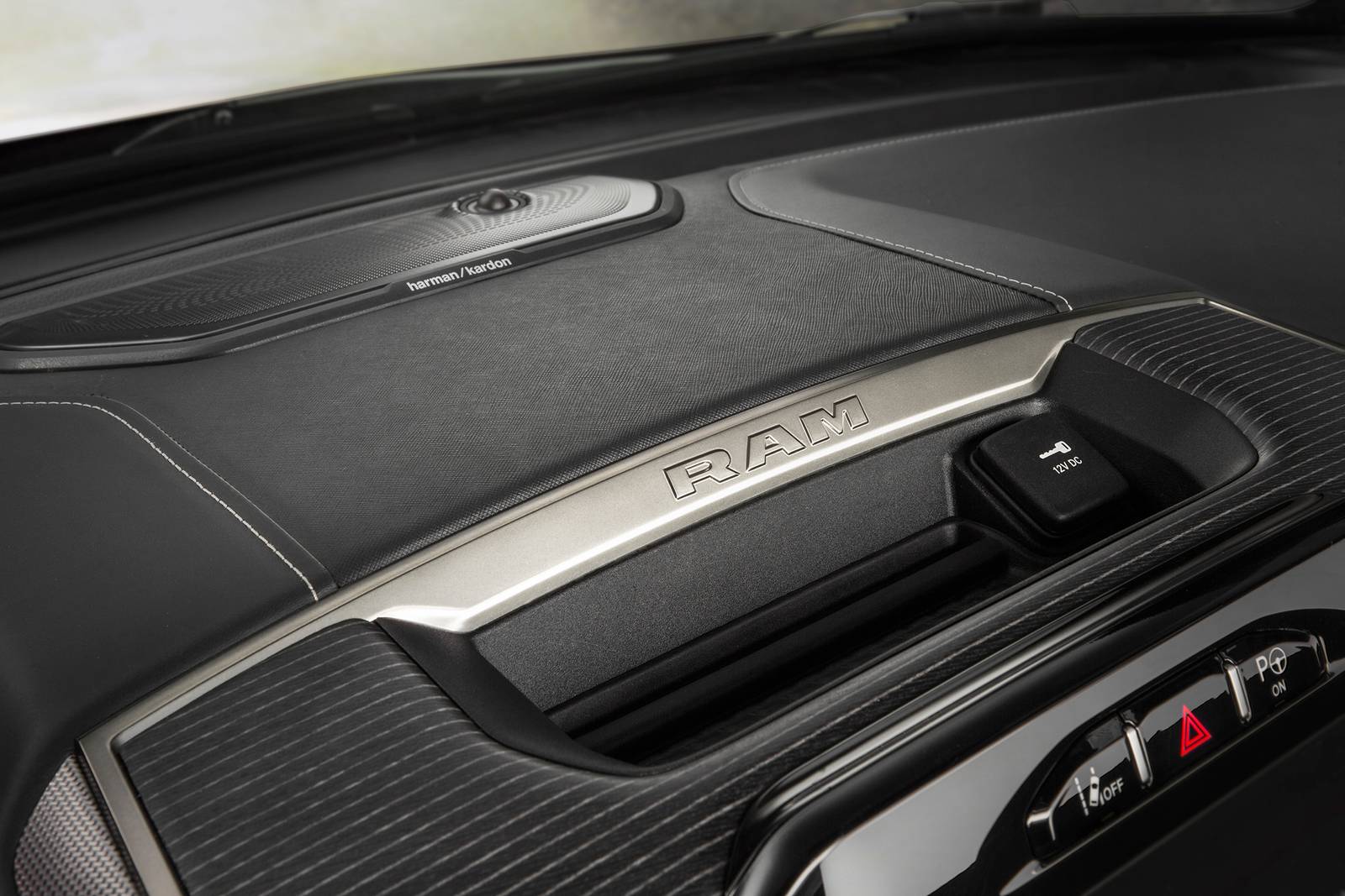 2019 Ram 1500 interior DETAIL
