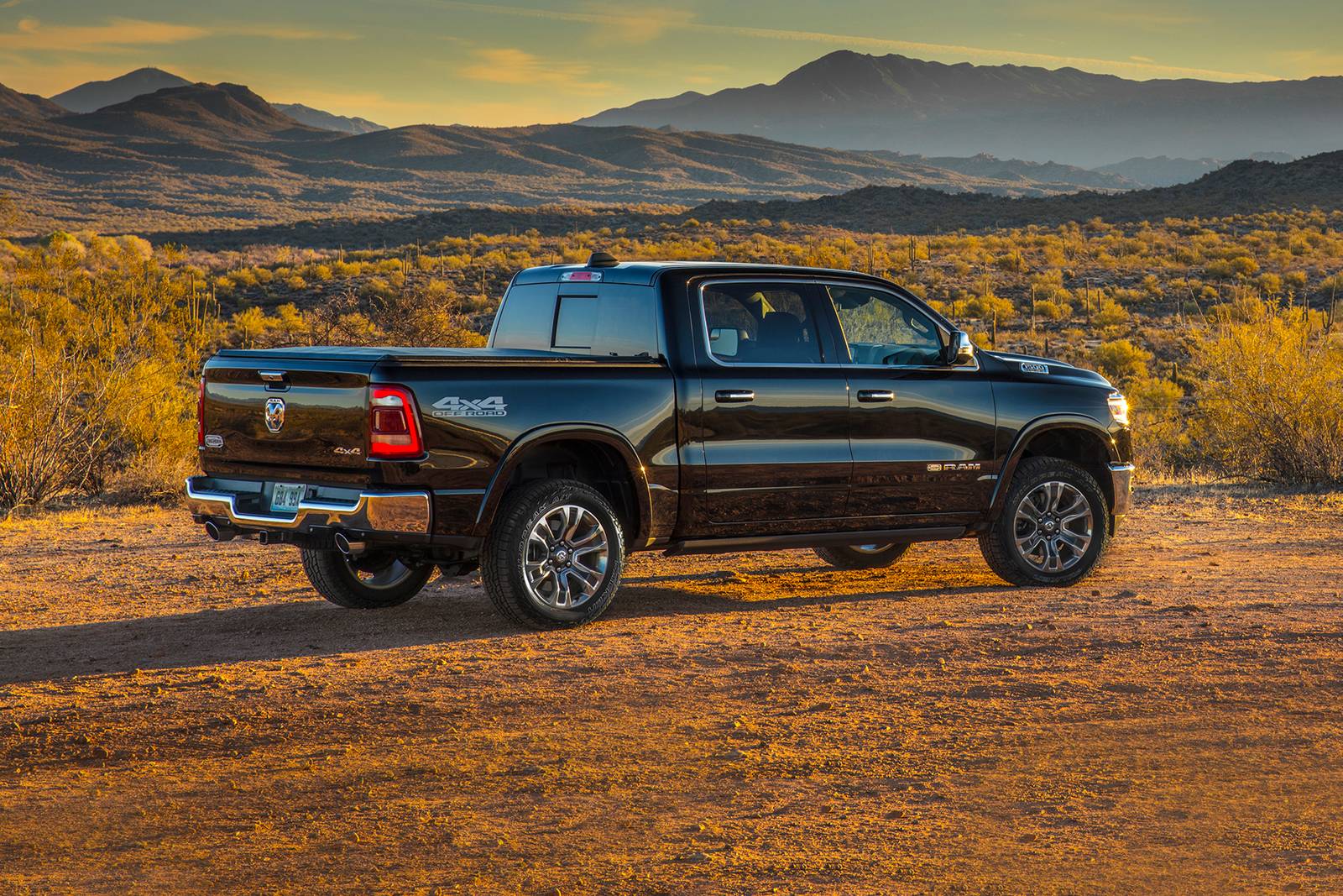 2019 Ram 1500 exterior FQ